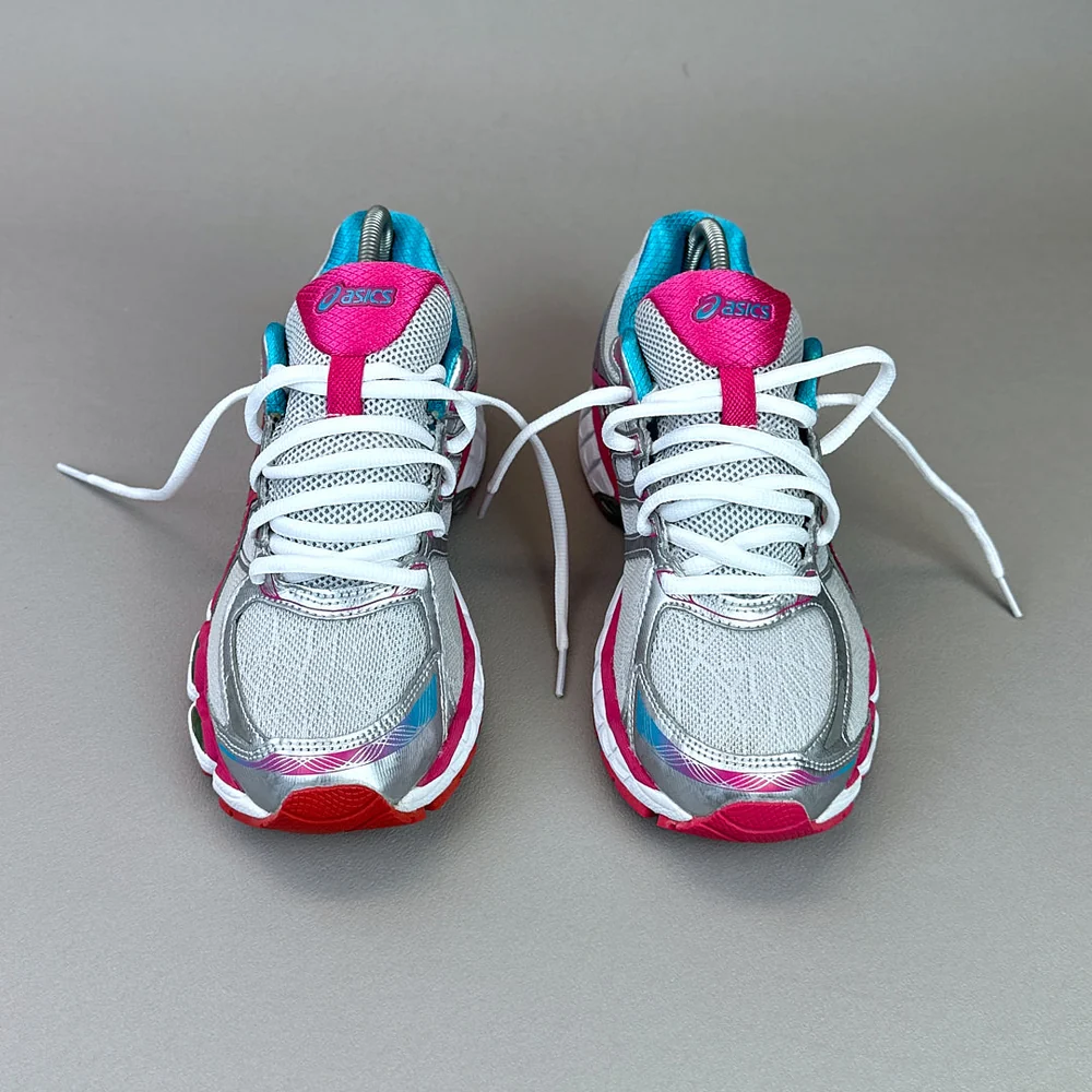 GEL Nimbus 16 — Argent / Rose fluo