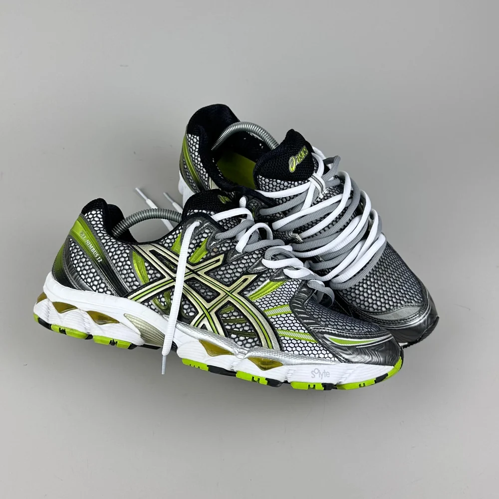 GEL Nimbus 16 — Argent / Vert citron
