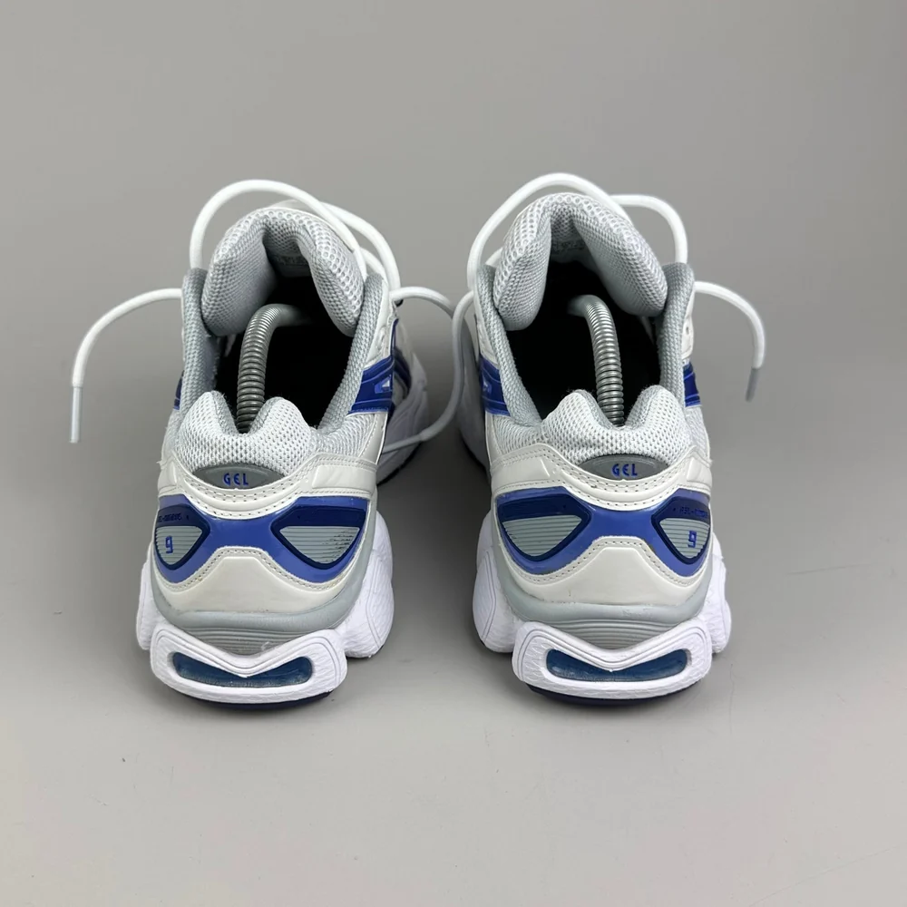 GEL Nimbus 16 — Blanc / Bleu cobalt