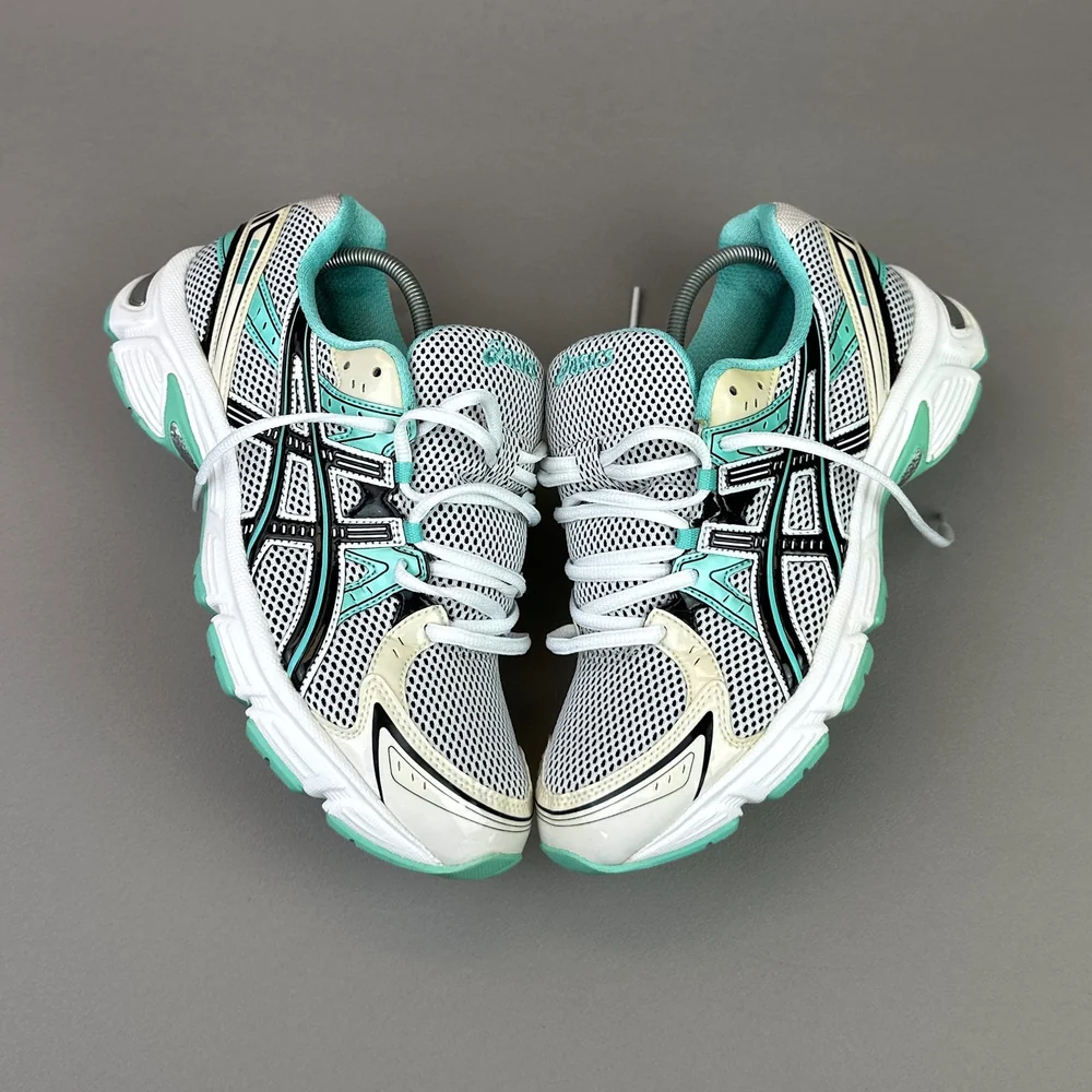 GEL Nimbus 16 — Blanc / Vert menthe / Noir