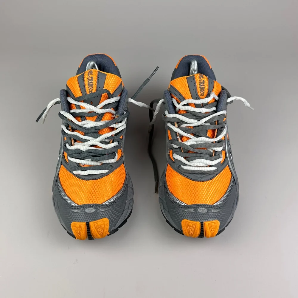 GEL Nimbus 16 — Gris / Orange