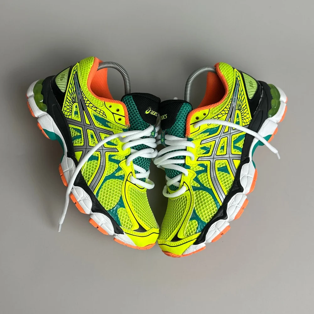 GEL Nimbus 16 — Jaune fluo / Turquoise