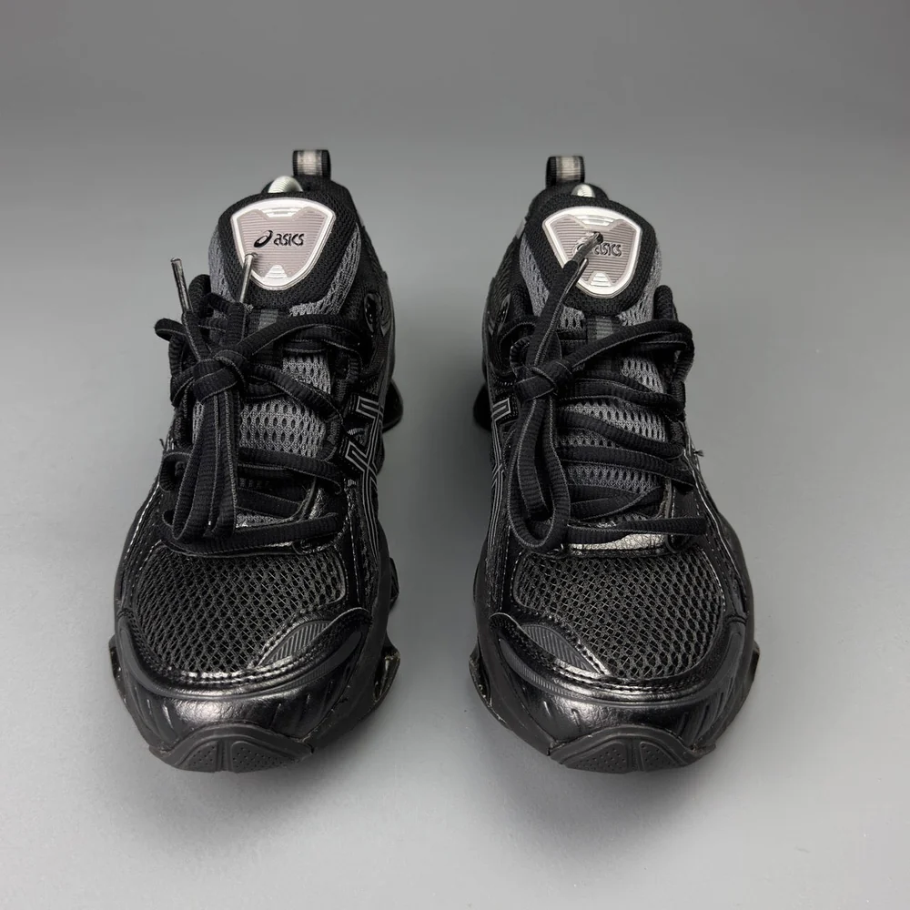 GEL Nimbus 16 — Noir / Argent