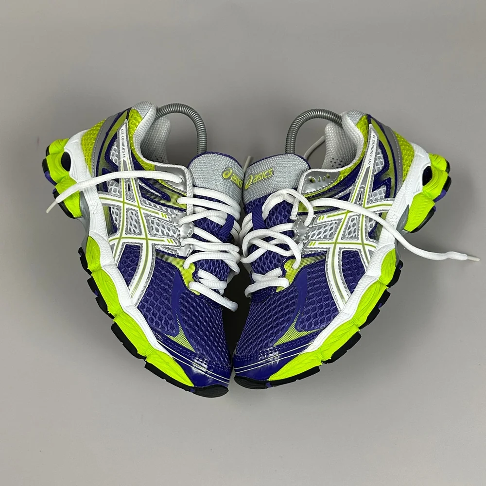 GEL Nimbus 16 — Vert citron / Violet / Blanc