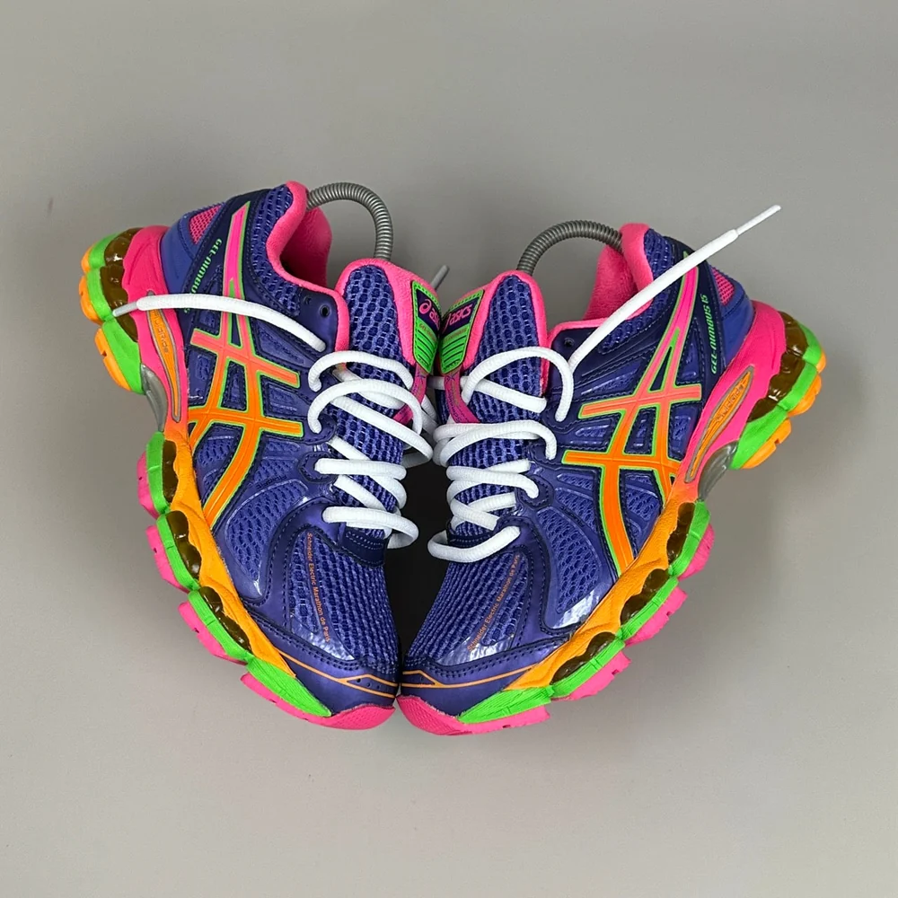 GEL Nimbus 16 — Violet / Orange / Vert fluo